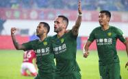 关于广州恒大客场大胜对手，领跑积分榜的信息